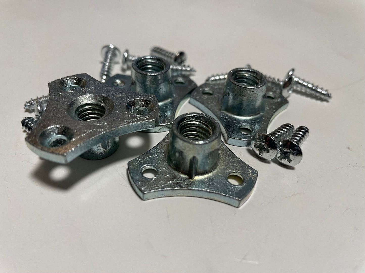 Leg Mounting Brackets - 2" x 2" x 1/4" or 1.25" 3-Prongs (Set of 4 brackets with screws)